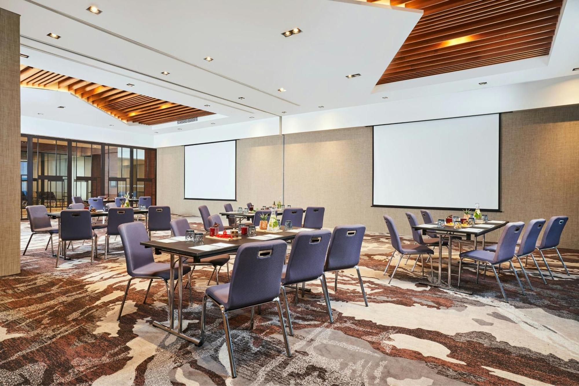 Renaissance Bali Uluwatu Resort & Spa Ungasan Exterior foto Meeting room