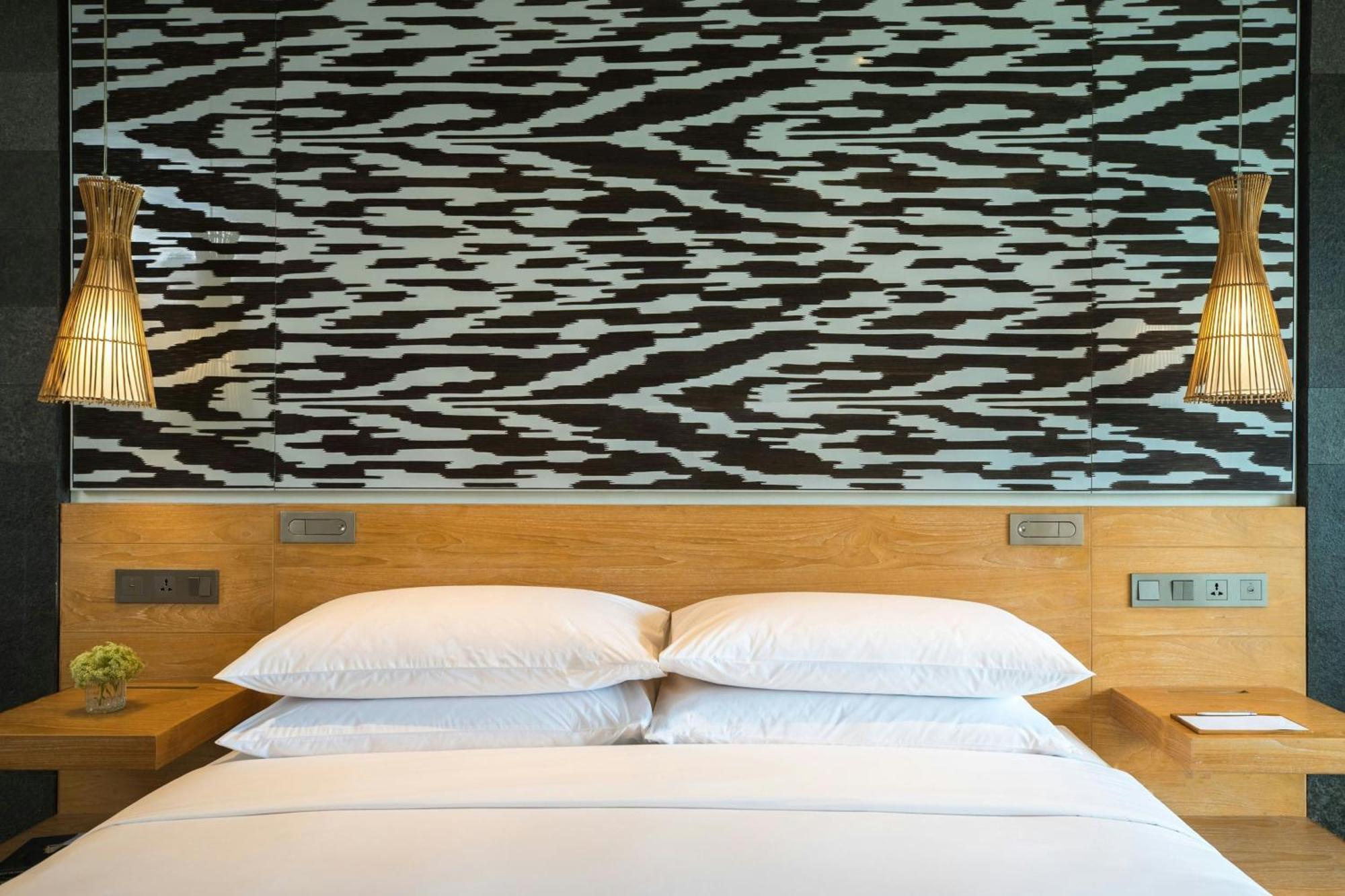 Renaissance Bali Uluwatu Resort & Spa Ungasan Exterior foto A bedroom at the hotel